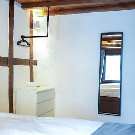 Διαμέρισμα Charmante Fachwerk Mit Terrasse In Der Altstadt