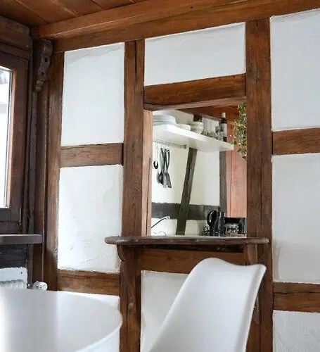 Charmante Fachwerk Mit Terrasse In Der Altstadt Apartamento Coblença