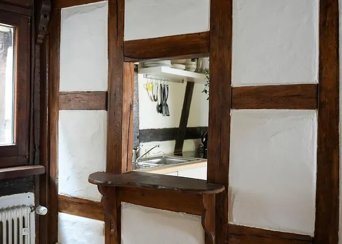 Charmante Fachwerk Mit Terrasse In Der Altstadt Apartamento Coblença